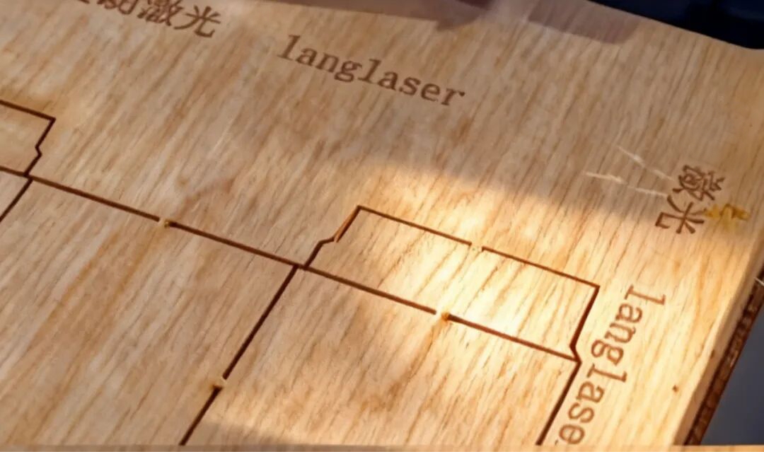 Khám phá tiềm năng vô biên của hệ thống khuôn dao laser!